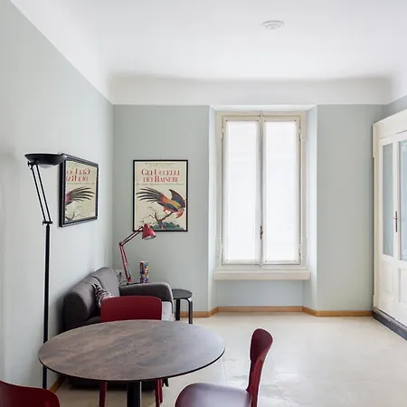 Your Nest In - Via Cantoni Апартаменты