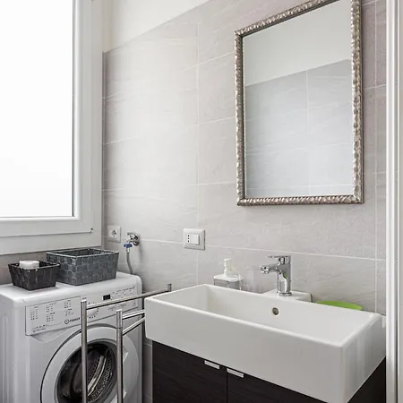 公寓 Your Nest In - Via Cantoni 米兰